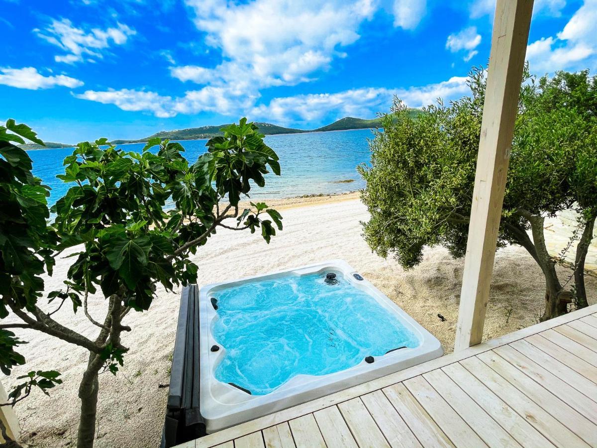 Buqez Eco Resort - Beach Villa 81 - 1St Sea Line By Beach Drage Dış mekan fotoğraf